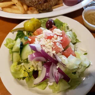 Souvlaki Dinner Delight Salad