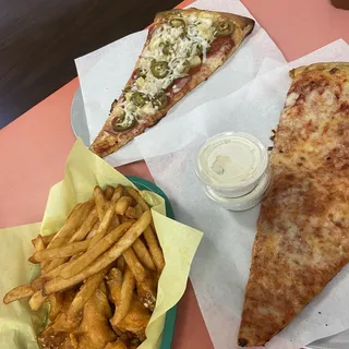 8 Piece Wings with Fries