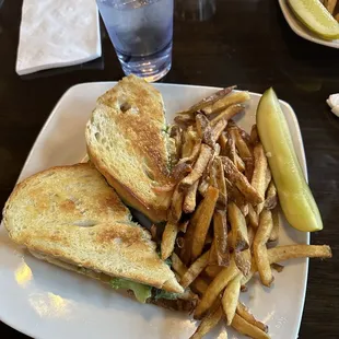 Pesto chicken is to die for!!