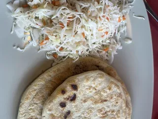 Pupuseria & Cafeteria Centroamericana