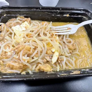 It's supposed to be Pancit Palabok.....