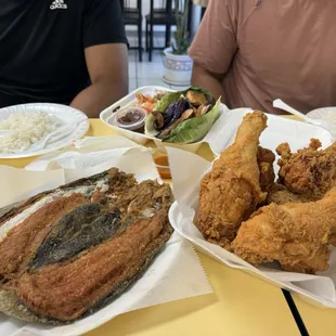 Look  at the size of that fresh fried bangus!