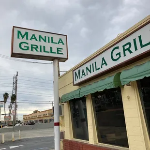 the outside of a restaurant