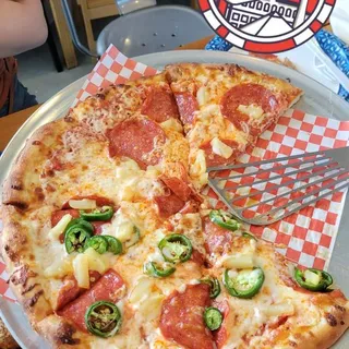 Large (14") El Mariachi Pizza