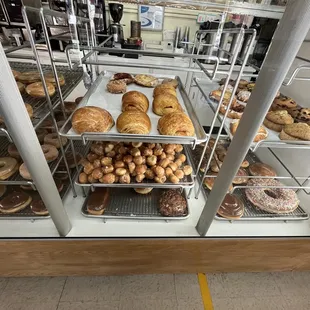 food, dough desserts, donuts