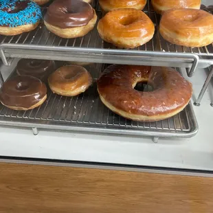 donuts, dough desserts, food