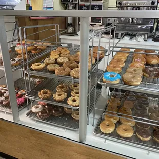 donuts, dough desserts, food