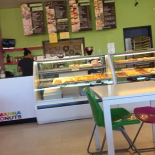 This place has the best customer service and frozen boba smoothies !! I got strawberry