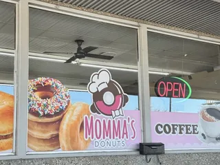 Momma's Donuts