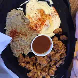 Chicken schwarma with humus and baba ghanaoush!