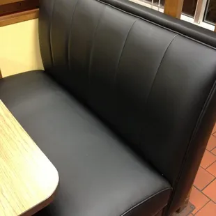 New booths are a big improvement. Thank you, Manna...I noticed!