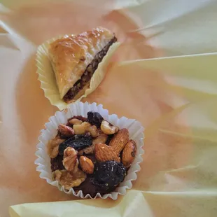 Dates with nuts and Baklava