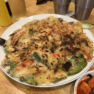 Pah Jeon/. Seafood pancake