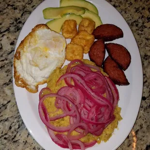 Mangu con 3 golpes.