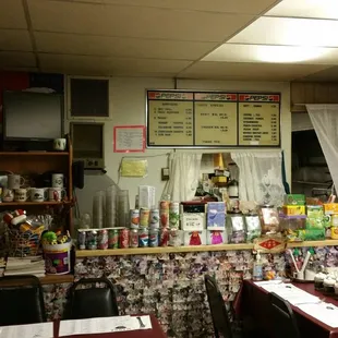 sushi and sashimi, interior