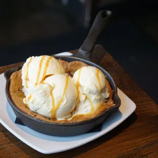 dessert, food