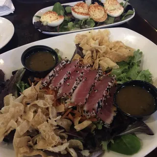 Sesame Seared Tuna Salad