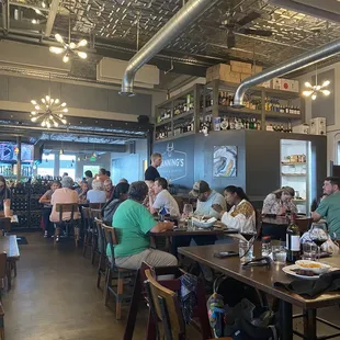 Dining &amp; Bar Area