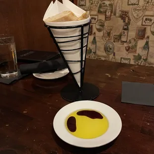 bread with vinegar and oil