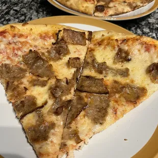 Sausage pizza