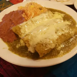 Green Enchiladas soooooo good.