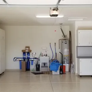 White 80F24 and a 6 foot workbench