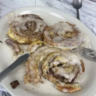 Cinnamon roll French Toast