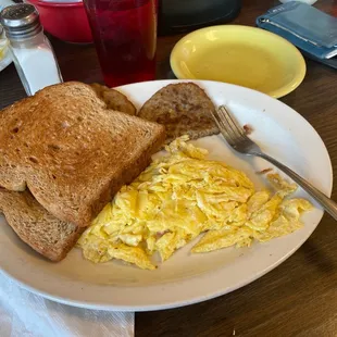 One egg toast and side of sausage patties