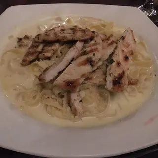 Fettuccine Alfredo