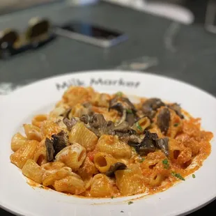 Baked Rigatoni + mushrooms