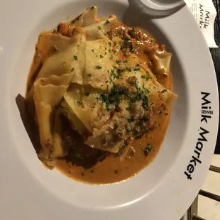 bolognese (Veal, Beef, Tomato Stew, Parmesan)