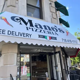 Mano's Pizzeria