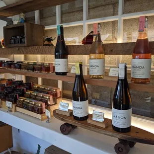 Mead selections, royal jelly dietary supplements