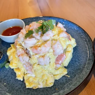 Creamy Omelette Over Rice with shrimp