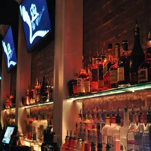 Amazing selection of liquor.. Attractive bar! Cheers!