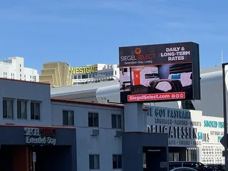 Siegel Select Convention Center