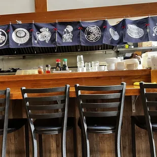 Counter seating if you prefer