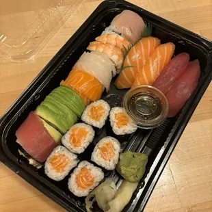 Sushi combo