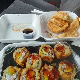 California Tempura roll  + guyoza ^