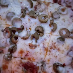 Pepperoni &amp; green olive