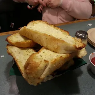 Awesome garlic cheese bread