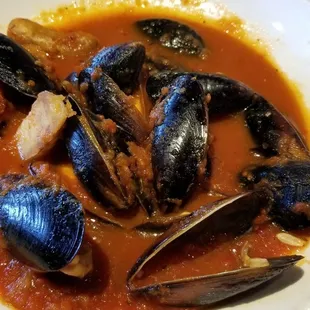 Mussels in Tomato Vodka Sauce
