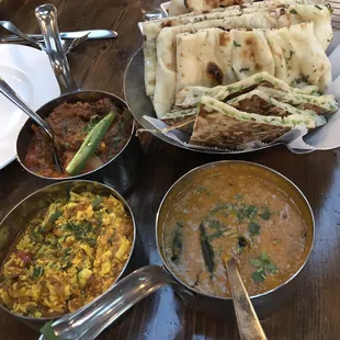 Lahori Kadai Paneer, Paneer Bhurji, Daal Mantra, Garlic Naan, Bullet Naan Bread