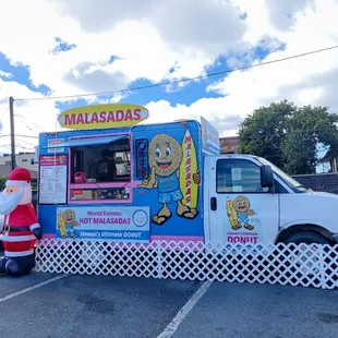Located on the Palama Street side of Vineyard Boulevard&apos;s Hele Gas Station parking lot