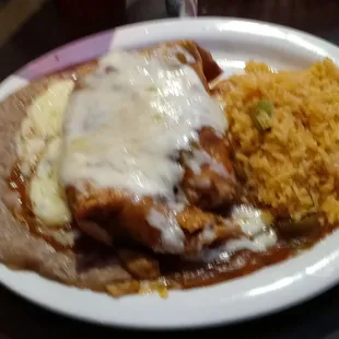 a plate of mexican food