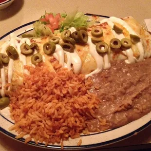 Deluxe Burrito Dinner (chunky beef)