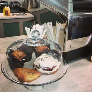 food, donuts, dough desserts