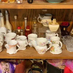 Vintage tea Sets will never go out of style