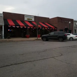 Outside Manzanillo Mexican restaurant.