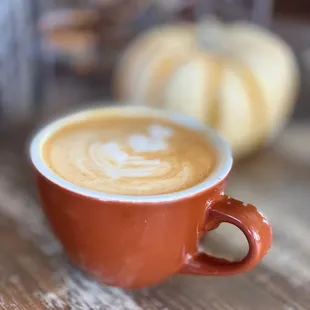 Just in time for Fall 2020, Ceylon Cinammon maple latte, oh yea. House made.